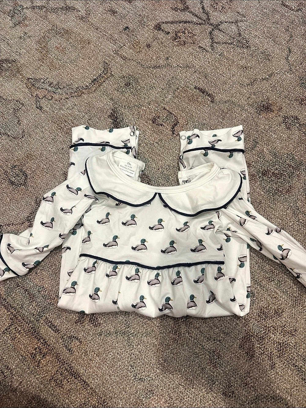 Baby 2X Duck Boys Jon Jon Like New